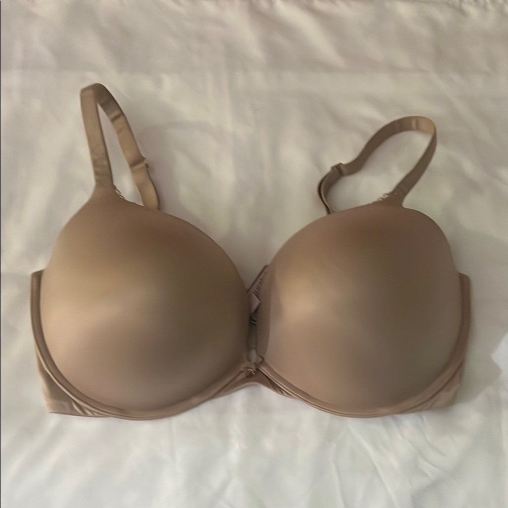 Body by Victoria Brown Underwire Padded Back Closure Seamless Demi Bra 38DDD